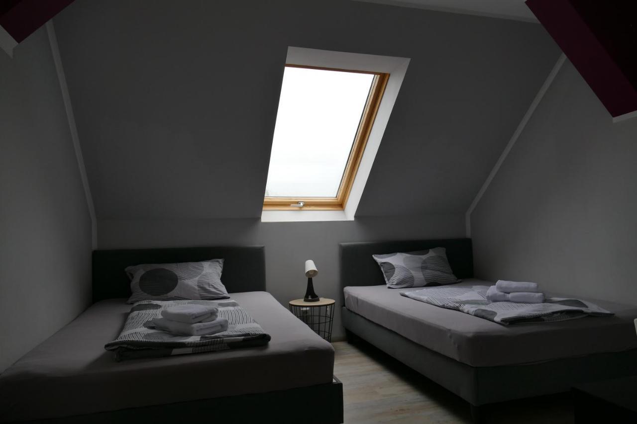 Pension Soelde Ug Dortmund Esterno foto