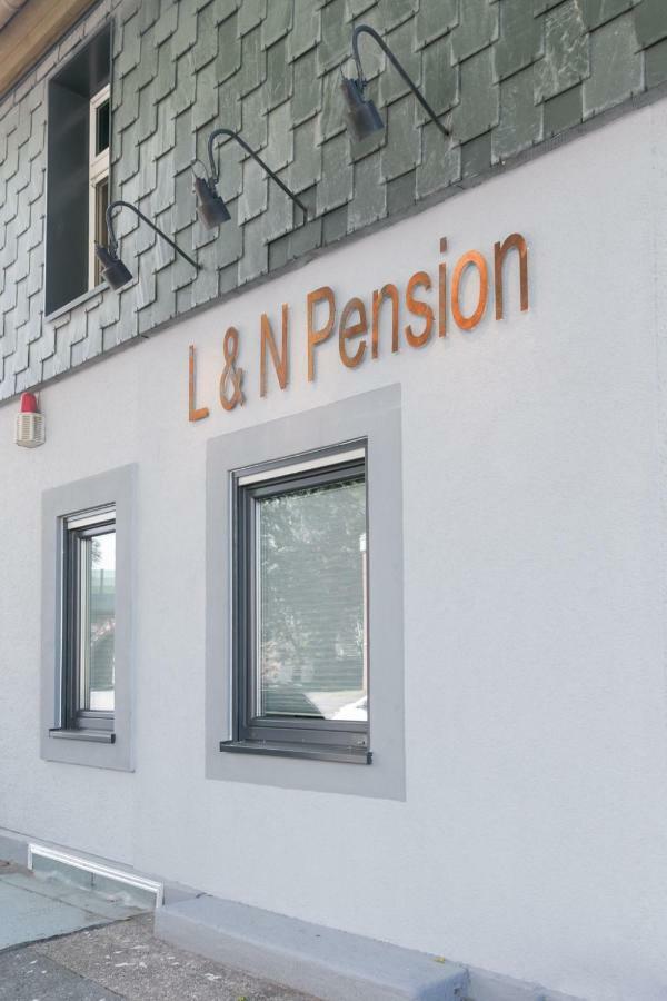 Pension Soelde Ug Dortmund Esterno foto